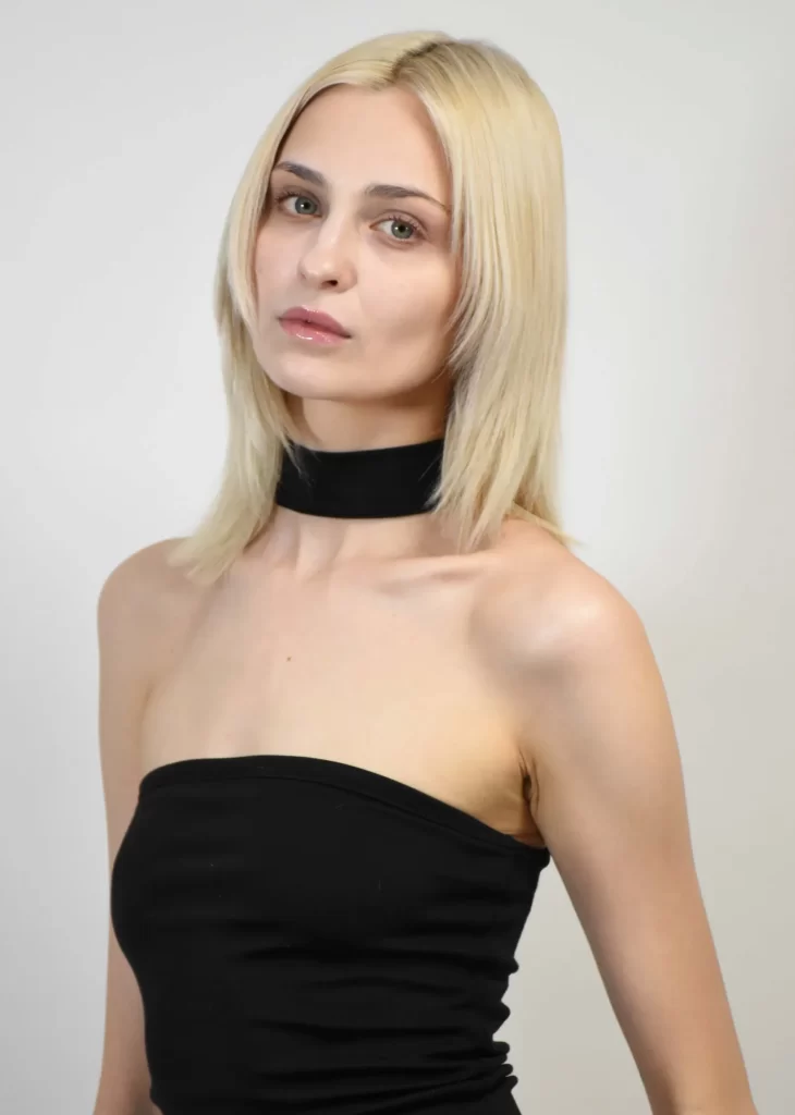 ANASTASIA Polaroid855