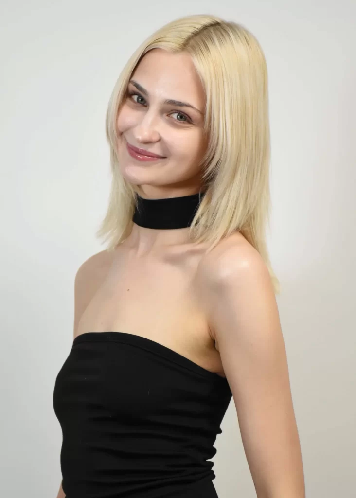 ANASTASIA Polaroid857